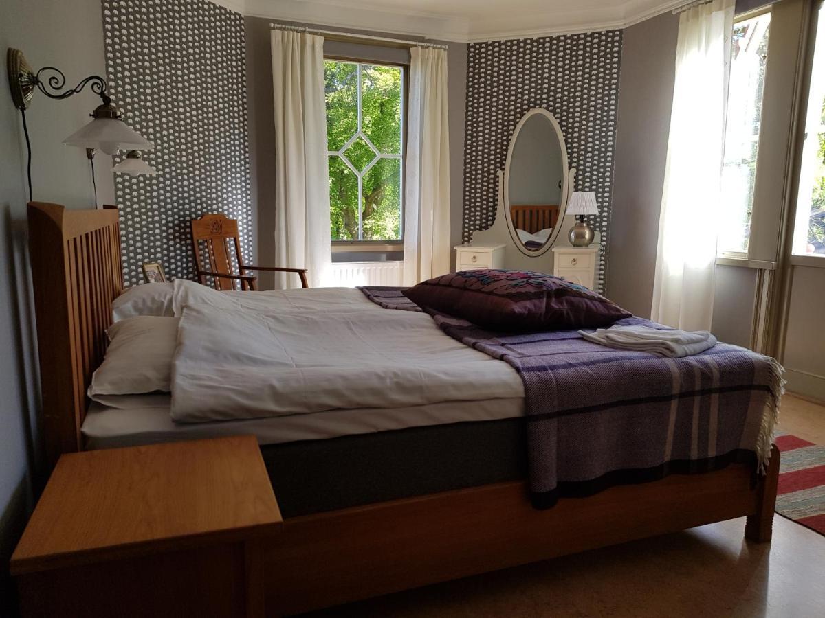 Villa Eira Vandrarhem Hjo Ngoại thất bức ảnh