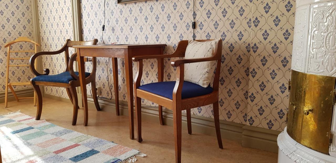 Villa Eira Vandrarhem Hjo Ngoại thất bức ảnh